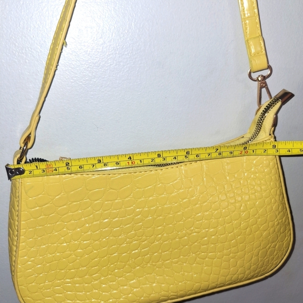 Yellow Crocodile-Embossed Bag - Picture 4 of 6